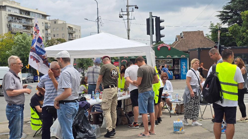 Građanski zborovi: Ignorišite SNS skupove 1