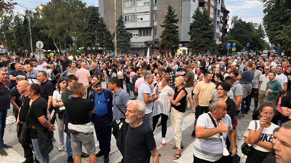 "Prosveta ne ćuti, znanje se brani": U subotu 18. oktobra protest prosvetnih radnika u Kraljevu 1