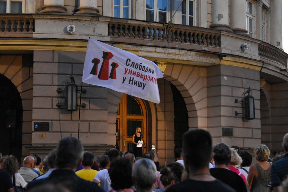 Na niškom Univerzitetu u trećem upisnom roku ostalo slobodno skoro 1.500 mesta: Najprazniji Elektronski, popunjen jedino Medicinski fakultet 2