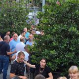 "Batine ne donose red i mir": Rektor Đokić o incidentu ispred Pravnog fakulteta 6