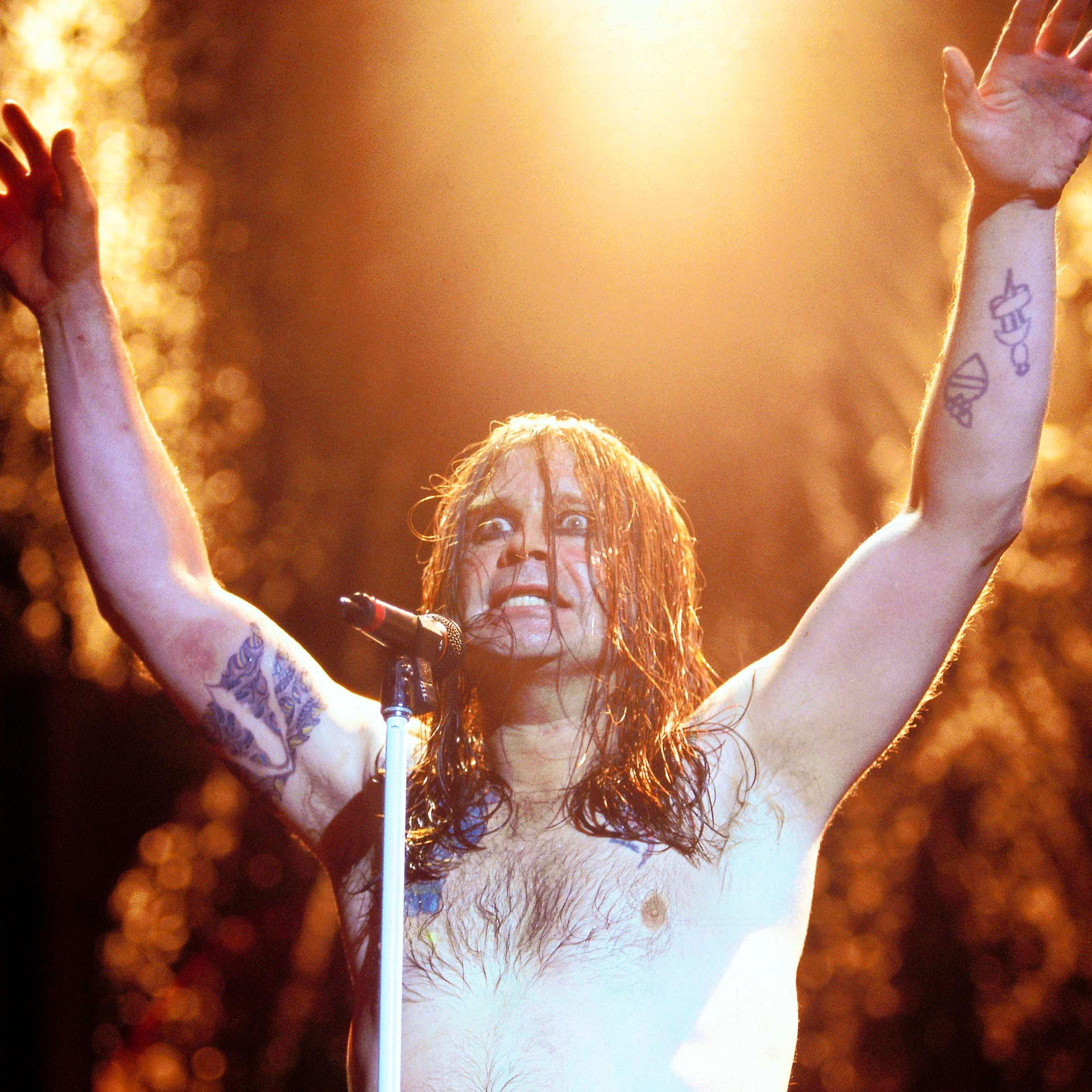 Da li je Ozi Ozborn stvarno odgrizao glavu živom slepom mišu 4 Ozi Ozborn