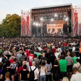 Zemlja agresije, siromaštva i lošeg prevoza: Rezultati ankete o Srbiji sa festivala Egzit 2005. godine 9