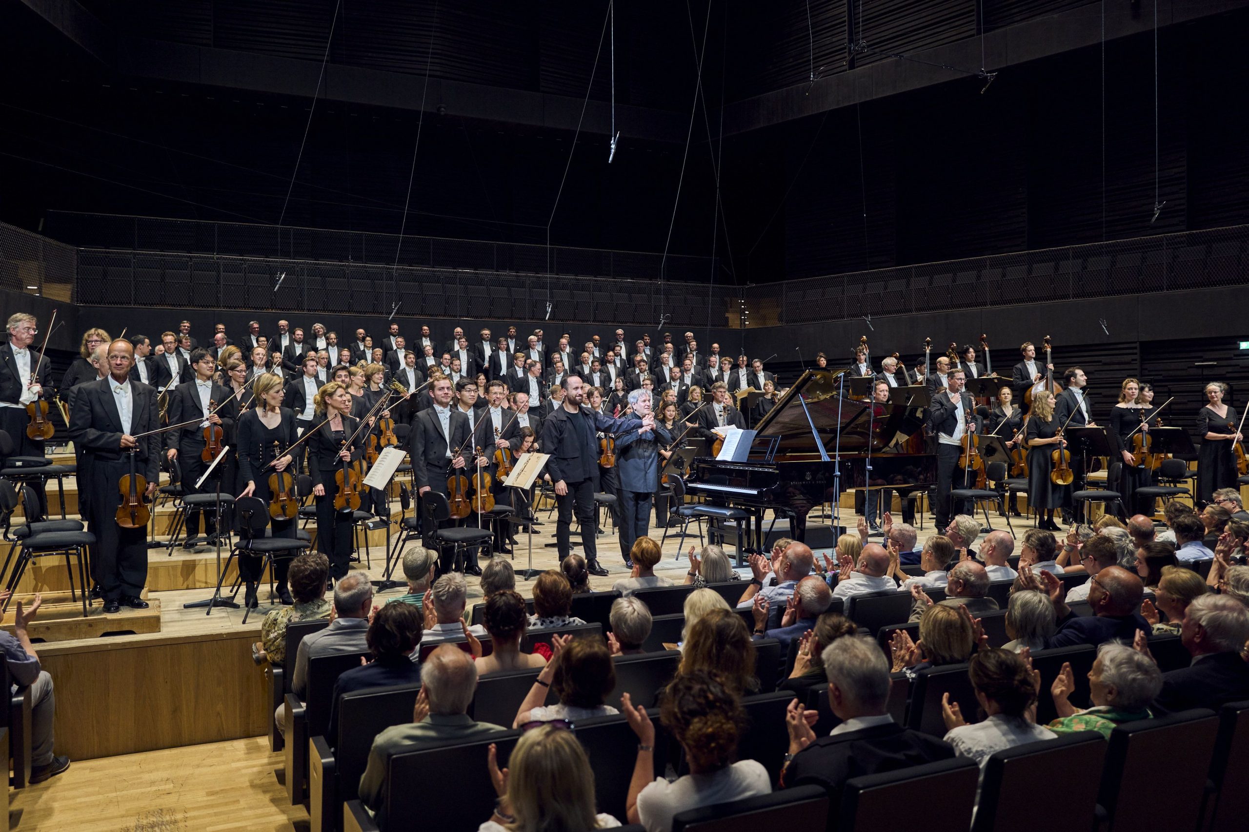 Izvedba jednog od najtežih dela za klavir kao čin stvaranja sveta: Simfonijski orkestar i hor Bavarskog radija svirao Buzonija 2 Izvedba jednog od najtežih dela za klavir kao čin stvaranja sveta: Simfonijski orkestar i hor Bavarskog radija svirao Buzonija 2