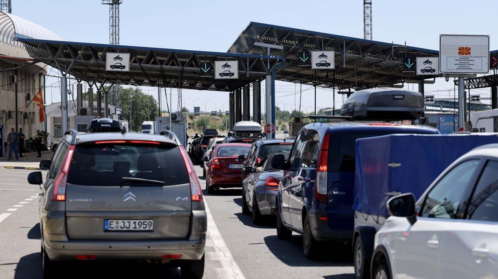 Državljaninu Srbije zaplenjeno 14.000 evra na granici sa S. Makedonijom 1