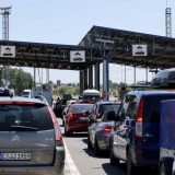 Državljaninu Srbije zaplenjeno 14.000 evra na granici sa S. Makedonijom 8