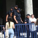 Postavljene ograde ispred Skupštine Novog Sada pred početak sednice, zborovi najavili protest 4