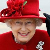 Moda kraljice: Odeća Elizabete Druge biće predstavljena na izložbi 5