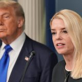 Doktor u Americi oslobođen optužbi za uništavanje kovid vakcina 6