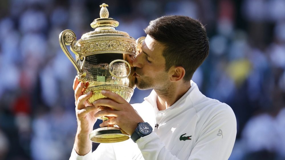 Proslavljeni teniser smatra da bi Đoković mogao da završi karijeru već na ovogodišnjem Vimbldonu 2 Proslavljeni teniser smatra da bi Đoković mogao da završi karijeru već na ovogodišnjem Vimbldonu 2