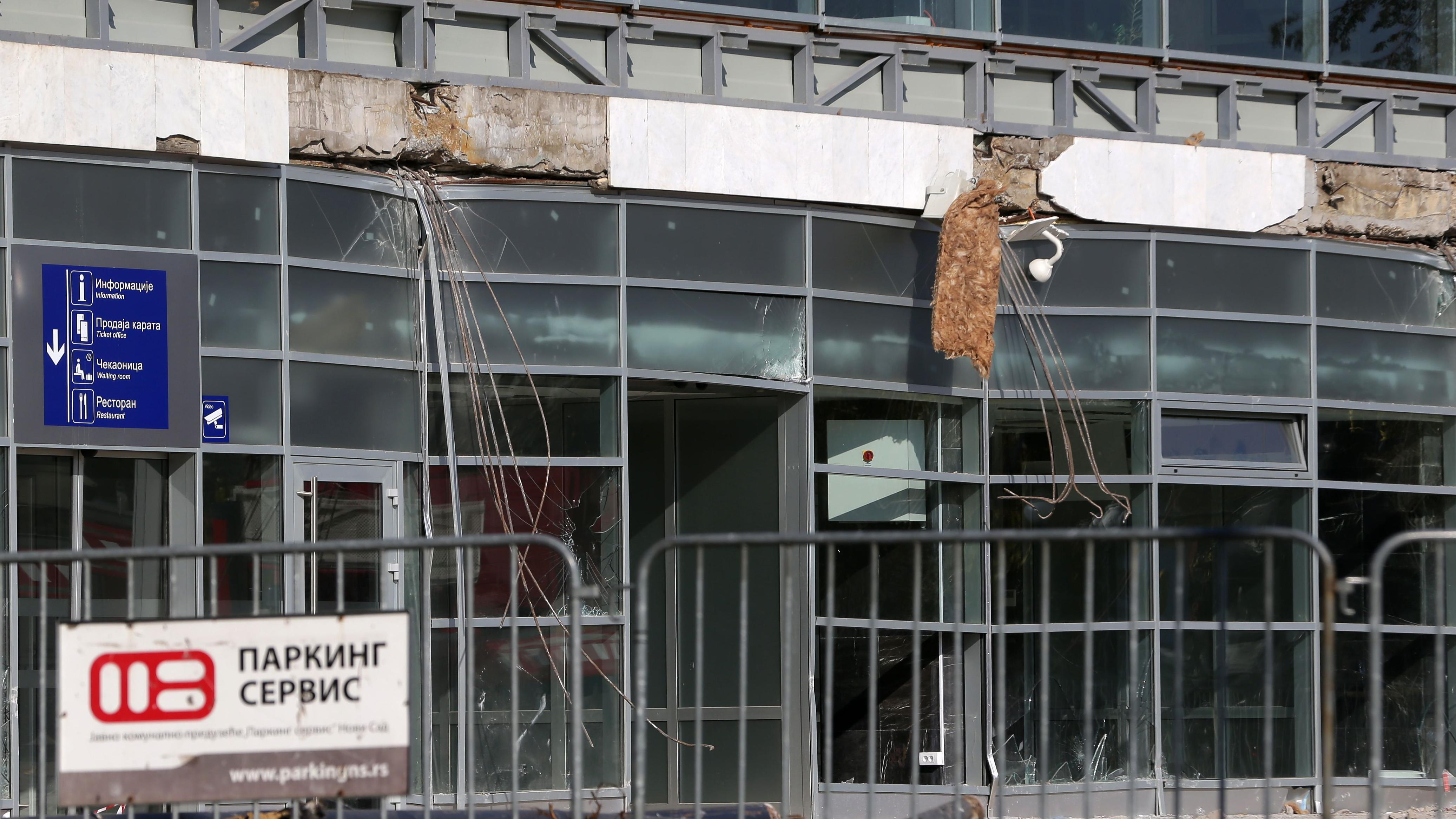 Šta je upotrebna građevinska dozvola u Srbiji i čemu služi 1 Srušena nadstrešnica na železničkoj stanici u Novom Sadu