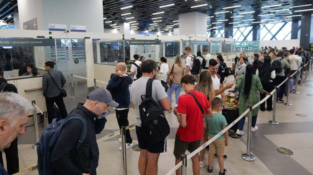 Nemački list: Putnicima bi na evropskim aerodromima ovog leta odmor moglo da pokvari ono od čega zaziru 9