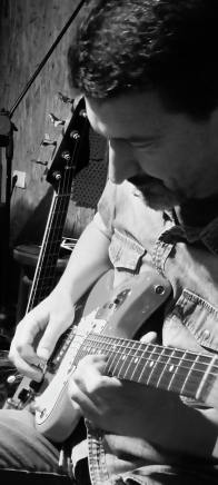 Bojan Otašević FILUM Kragujevac - Ljudi sećanja 03 Umetnik uvek prvi reaguje na sve nepravde u društvu: Bojan Otašević, slikar i profesor FILUM-a za Danas 3