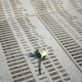 U centru Novog Sada tišina za žrtve genocida u Srebrenici: Odgovorni smo prema prošlosti 5