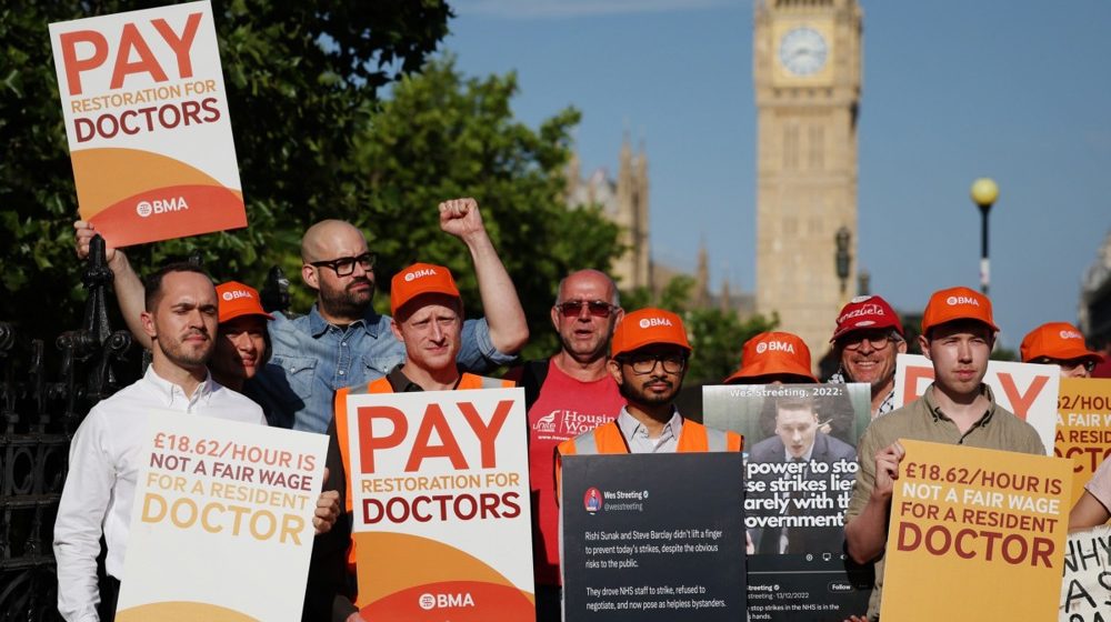 Štrajk lekara u bolnicama u Engleskoj 1