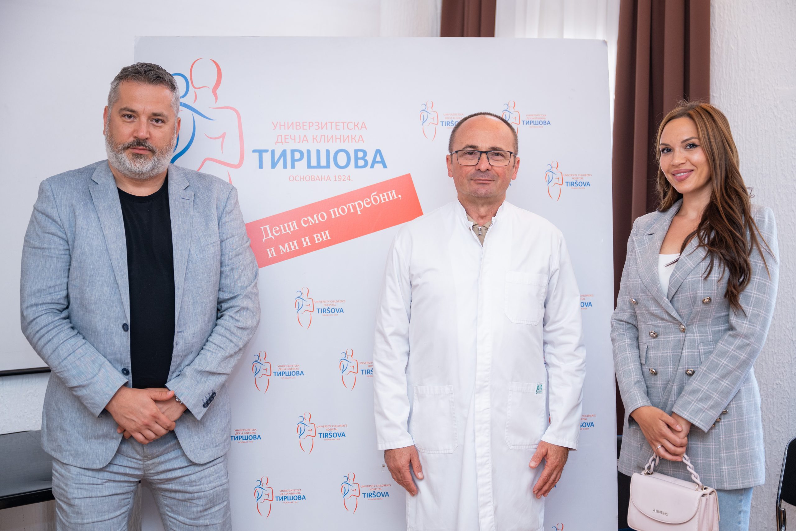 Kad srce diše za najmlađe: Fondacija Mozzart donirala neonatalni respirator Tiršovoj 3