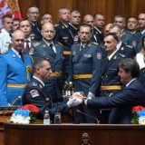 Gašić na svečanosti budućim oficirima poručio da Srbija na čelu sa Vučićem ostaje neutralna 11