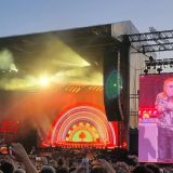 Svirali tri sata, završili sa "Paradise City": Guns N' Roses održali koncert na Ušću (VIDEO) 4