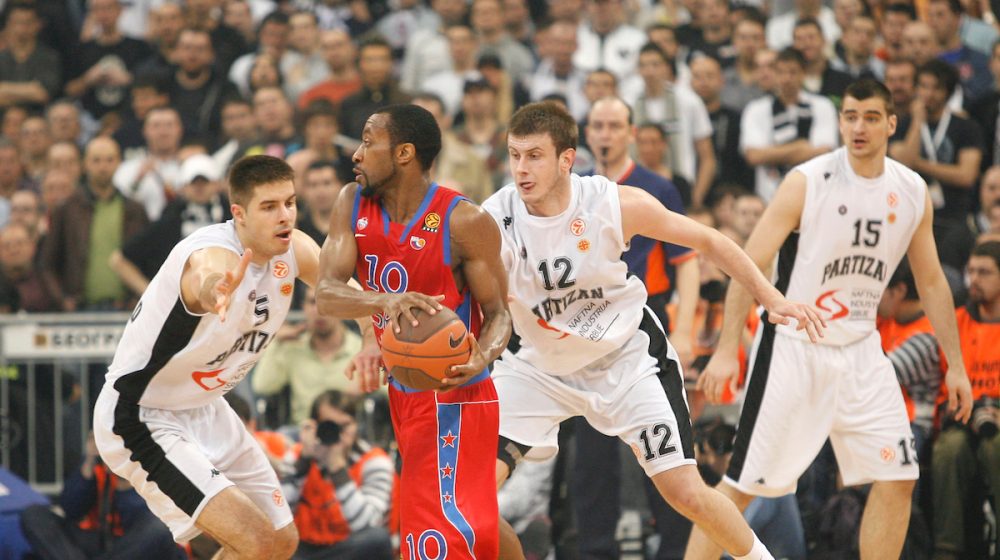 Milenko Tepić i Novica Veličković iz igračkih dana u KK Partizan