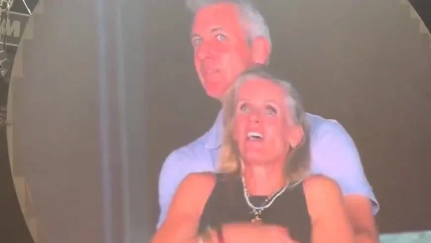 Digitalna palanka: Kako je detalj sa koncerta Koldpleja postao svetska vest broj jedan? 1 Foto: Screenshot/X