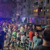 Zborovi građana pozvali večeras na okupljanje: Novosadski je obići komšiluk 6