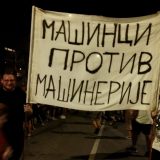 Dvojica studenata privedenih u Majke Jevrosime pušteni na slobodu: Okupljeni građani i studenti ih pozdravili 11