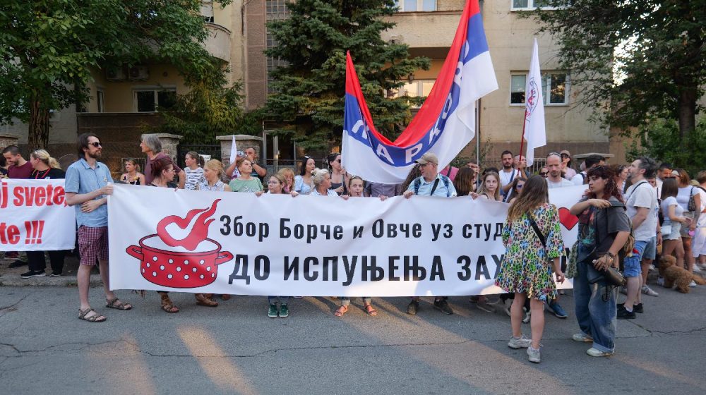Zašto su zaposleni u niškom Domu zdravlja odložili skup podrške pretučenom i pritvorenom anesteziologu Vladi Stefanoviću? 1