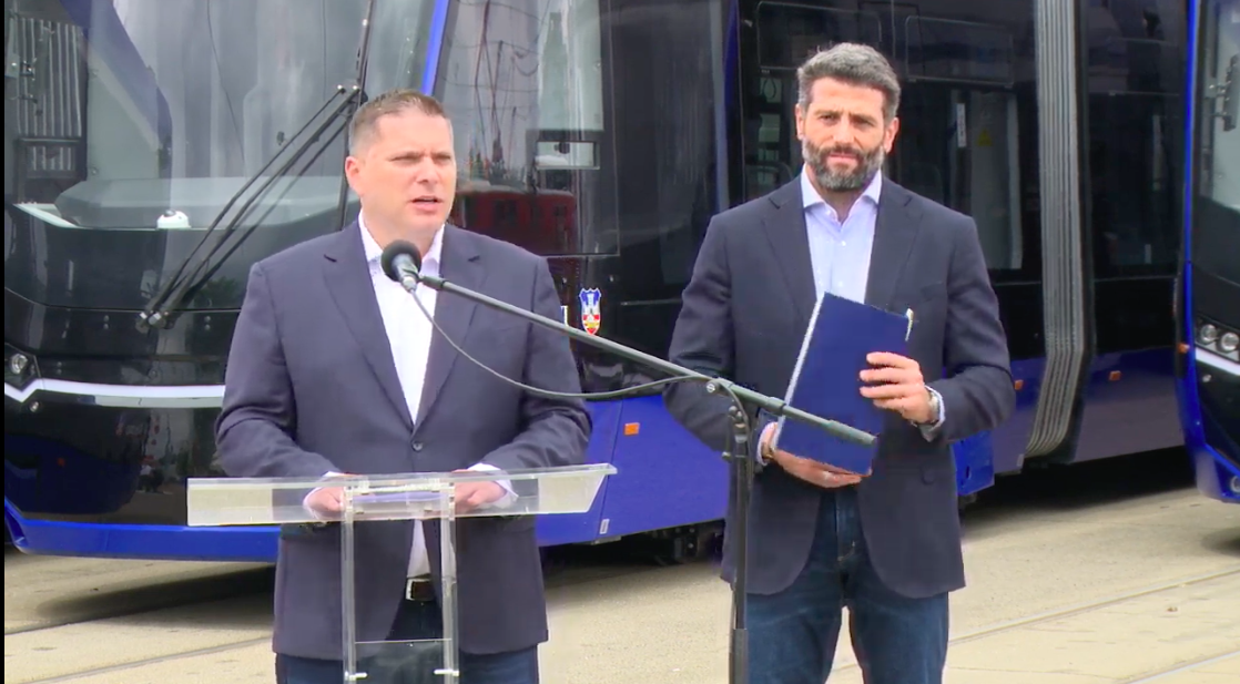 Ukazao se Šapić: Predstavio "vizantijsko-nemanjićke plavušane" (VIDEO) 2