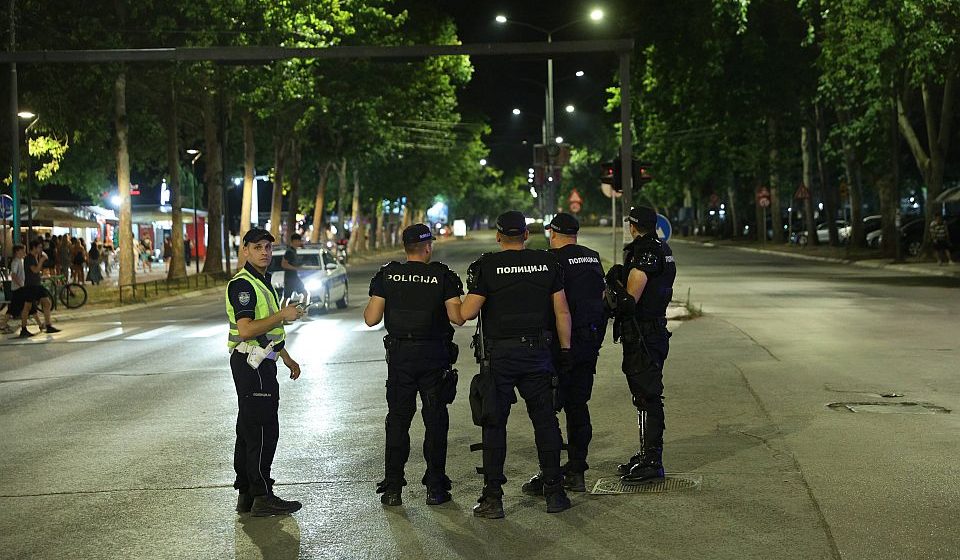 Neformalna grupa studenata Niša: Policija tukla nekoliko učesnika blokade, mladiću pendrecima i pesnicama naneli povrede rebara 1