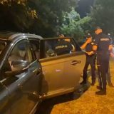 Čovek u automobilu sa stranim registarskim tablicama zaleteo se na građane na raskrsnici u Novom Sadu 2