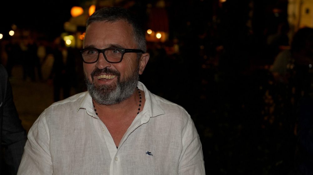 Igra kolo, Informer prenosi, a Srbija razumu prkosi 1