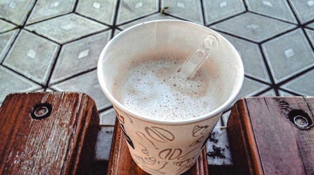 Najveće koncentracije mikroplastike u vrućem čaju i kafi, otkriva studija 1