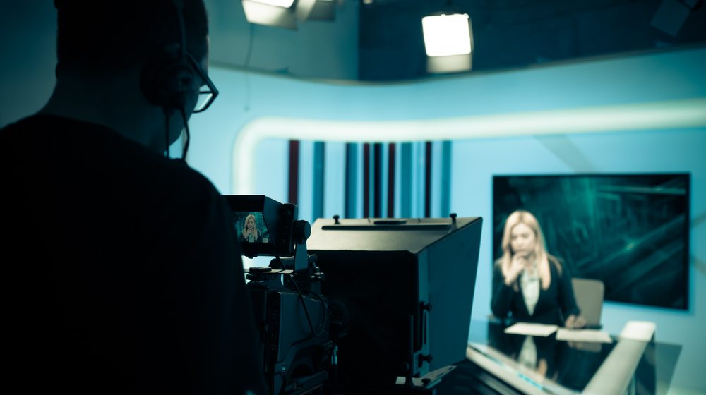 "Žensko telo se tretira kao javno dobro": Seksualizacija medijskih radnica uzima maha, a estetika se gura ispred profesionalizma 1