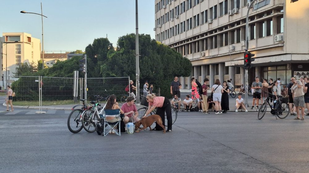 "Neposlušni korzo" večeras u Novom Sadu: Blokade počinju od Futoške pijace 1