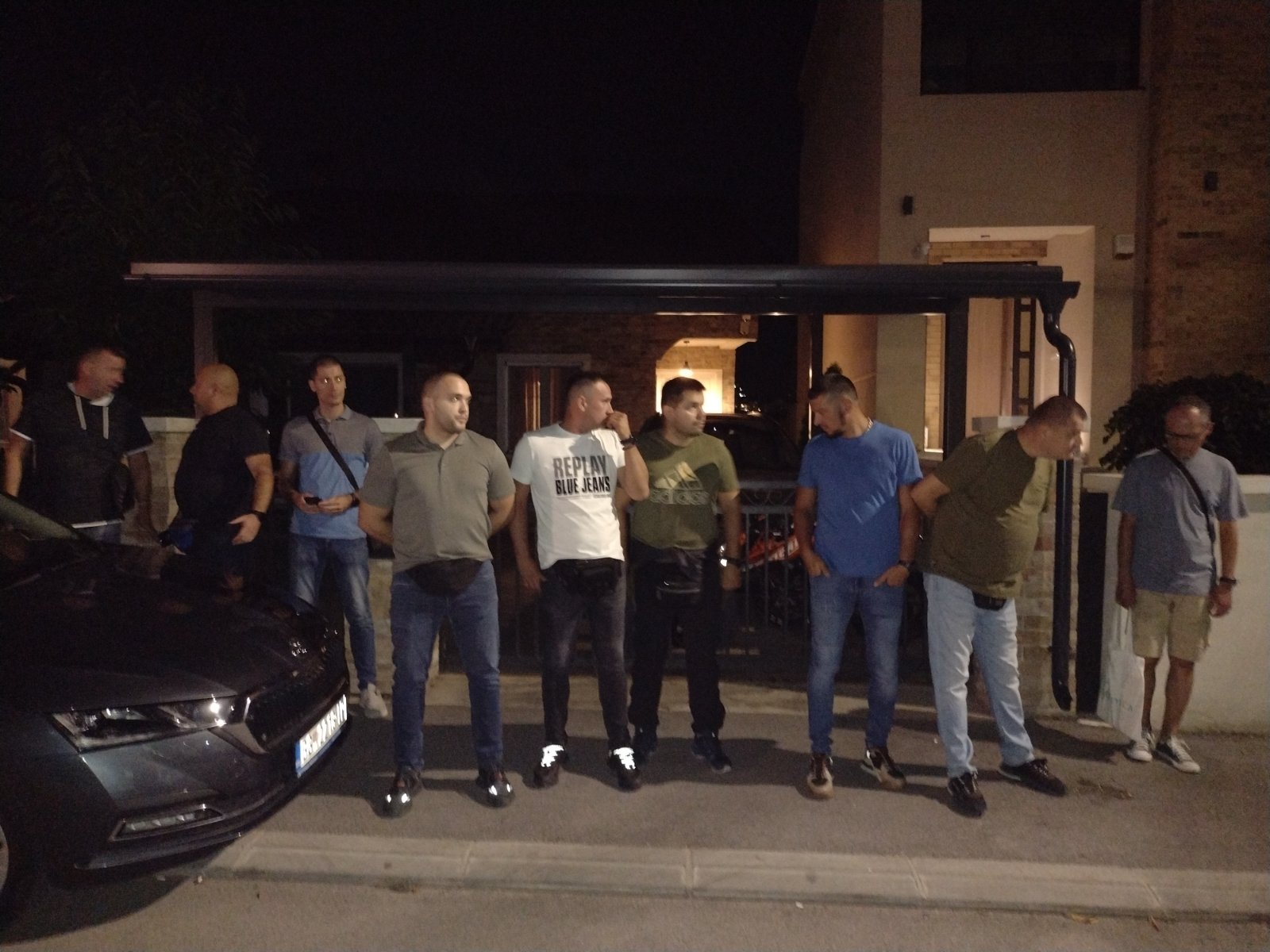 Sutra "pumpanje" za Anu Brnabiċ: Završen protest u Kragujevcu (VIDEO, FOTO) 5