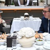 Vučić u Beogradu ugostio predsednika UAE Mohameda Bin Zajeda (FOTO) 3
