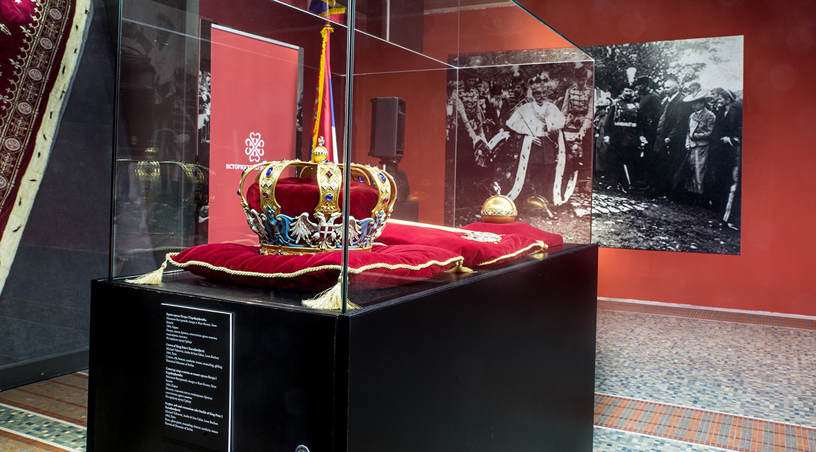 insignija Nove rekonstrukcije srednjovekovnih insignija u Istorijskom muzeju Srbije (FOTO) 3