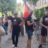 Građani ispred suda u Novom Sadu, danas saslušanje Bačulova i drugih privedenih 6