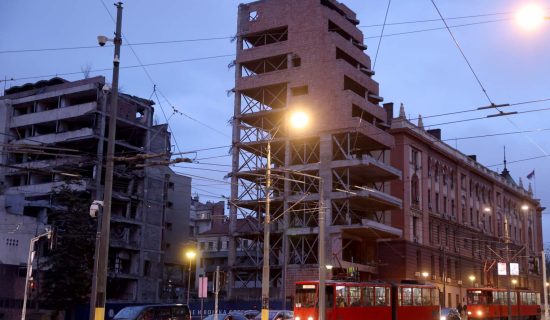 Gardijan piše: Srpski predsednik preti odmazdom nakon što su osujećeni planovi za beogradski Tramp Tauer 5