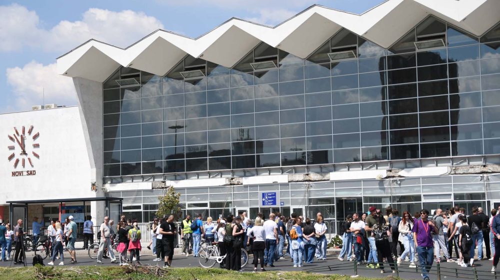 Žarko Mićin: Do 1. novembra neće biti izrađen spomenik žrtvama tragedije na železničkoj stanici 1