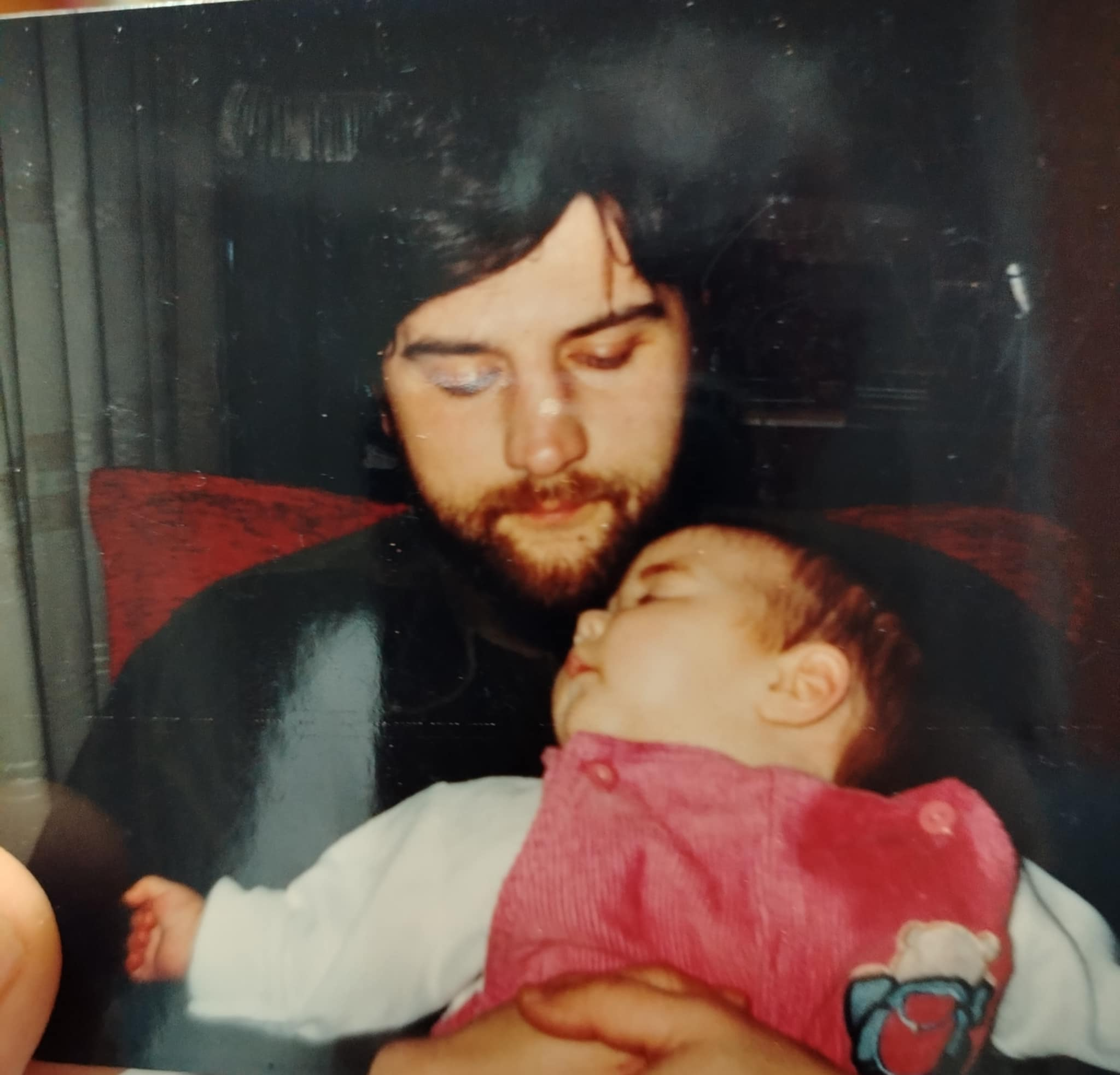 Moć raste iz puščane cevi, a policajci su ih imali sa sobom: Nenad Glišić, pisac i prevodilac, za Danas 5