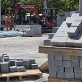 "Putevi Beograda" dodelili firmi GP Invest posao od pet miliona evra za "prevrtanje" starih kocki i postavljanje novih 4