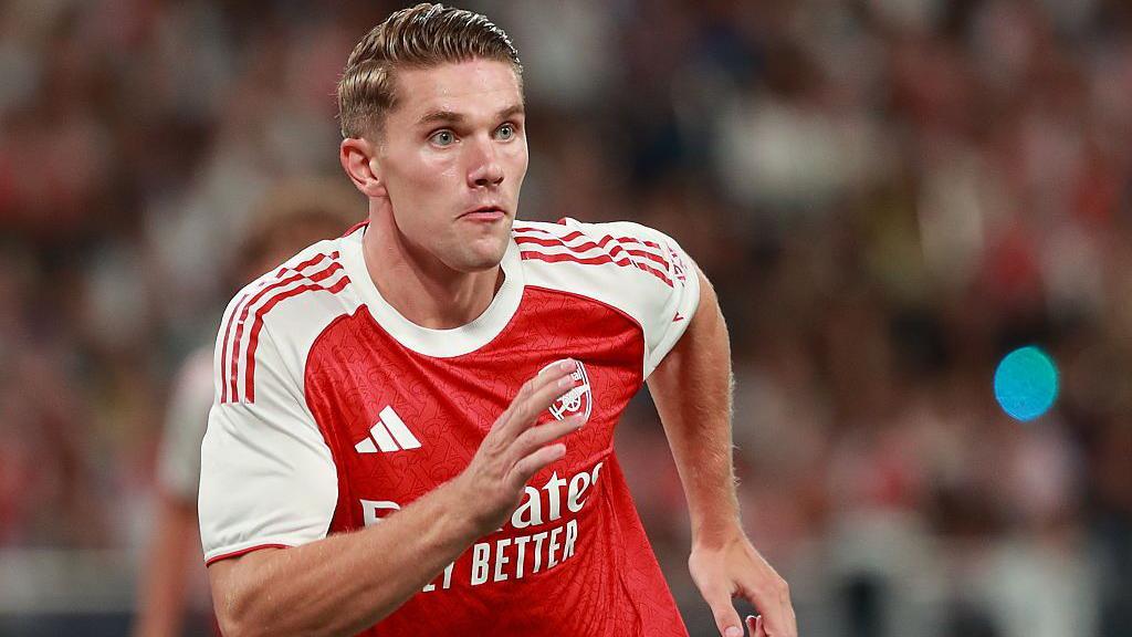 Počinje Premijer liga: Može li neko da uzdrma 'tron' Liverpulu 2 Viktor Đekereš