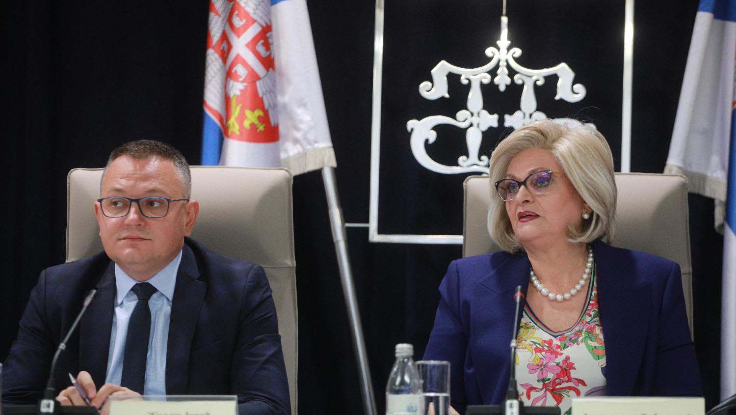 NBS zadržala referentnu kamatnu stopu na 5,75 odsto