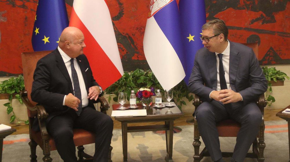 Štoker savetovao Vučiću da istrpi novinare: Izveštaj austrijskih novina 1