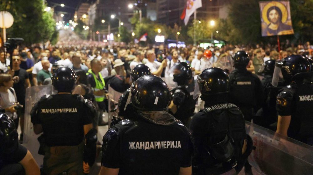 Kako BBC piše o protestima u Srbiji 1