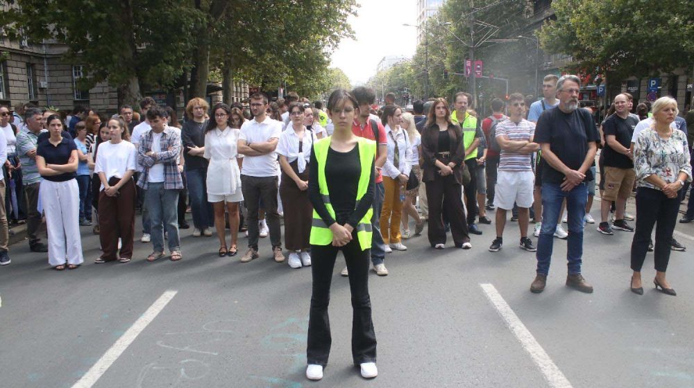 Studenti Poljoprivrednog fakulteta: Skupovi SNS liče na pogrebne povorke 1