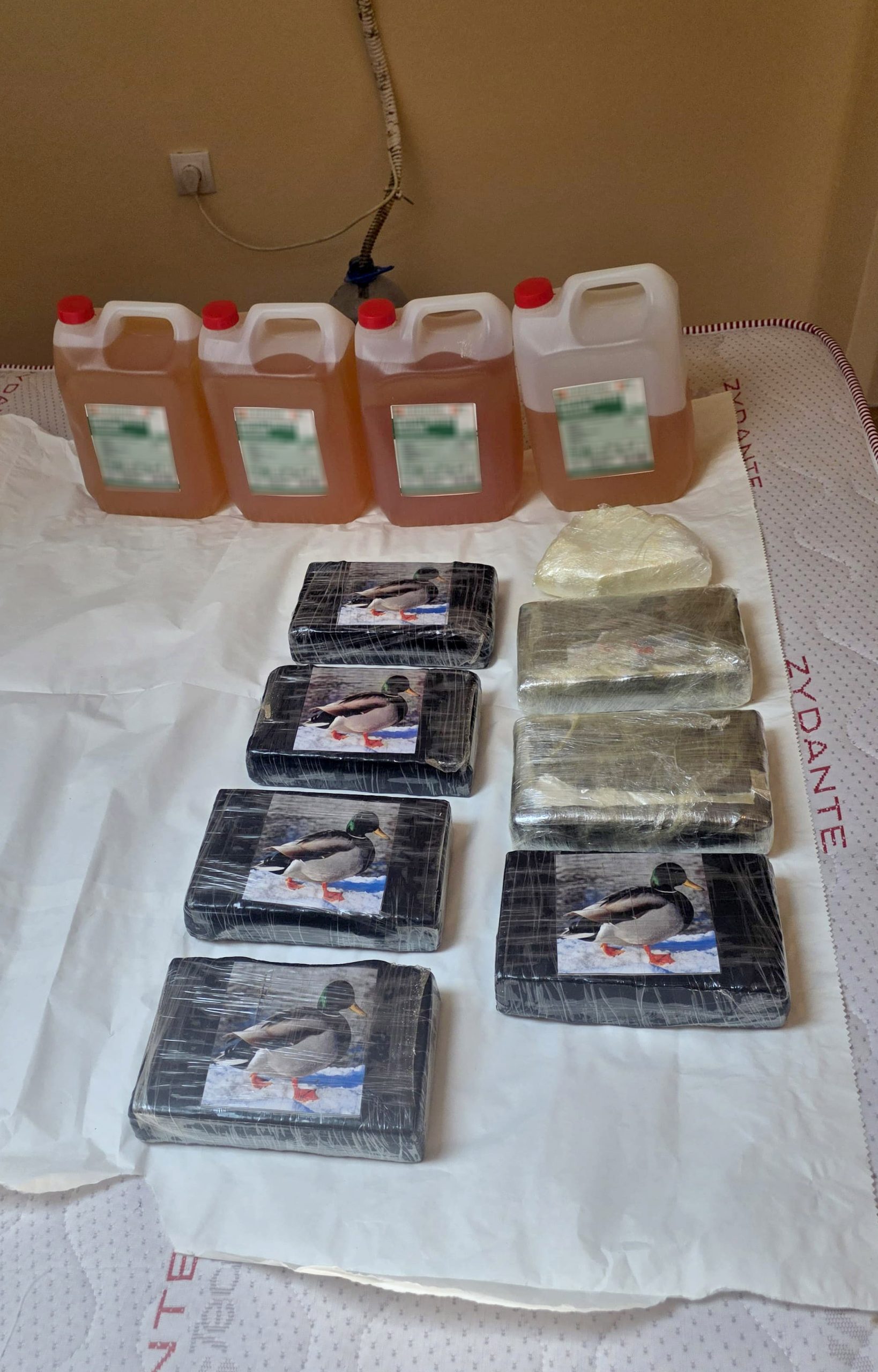 Policija u Beogradu zaplenila oko osam kilograma kokaina, uhapšen 30-ogodišnjak 3