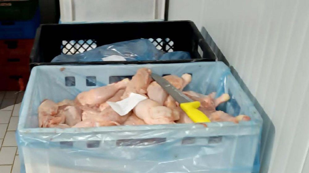 Kruševačka policija sprečila promet 40 tona piletine zaražene salmonelom (FOTO) 1