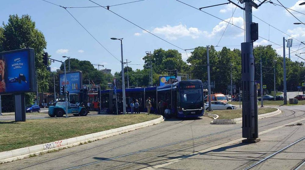 Ponovo iskočio tramvaj iz šina u Beogradu 7