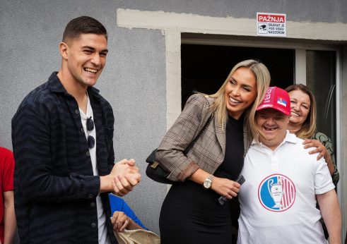 1000144293 FK Crvena zvezda i Fondacija Mozzart uručili donaciju Društvu za cerebralnu i dečju paralizu Požega 5